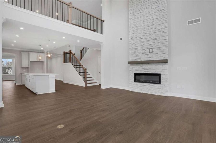 Spacious, unfurnished interior of a new home in The Paddocks at Doc Hughes, Buford (Image 40).