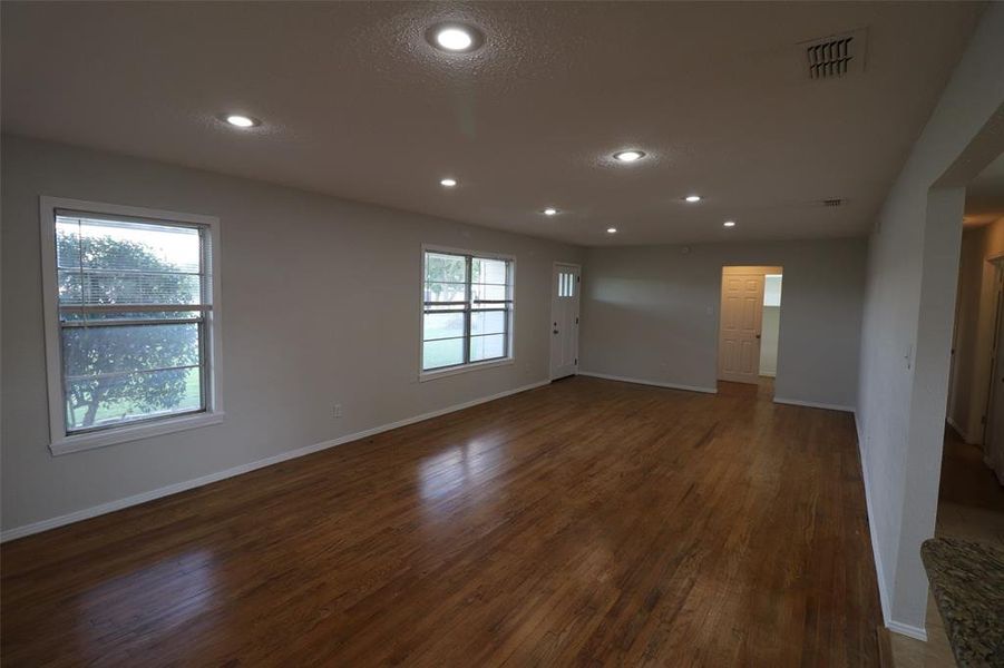 Spacious, unfurnished interior of a new home in , Brownwood (Image 21).