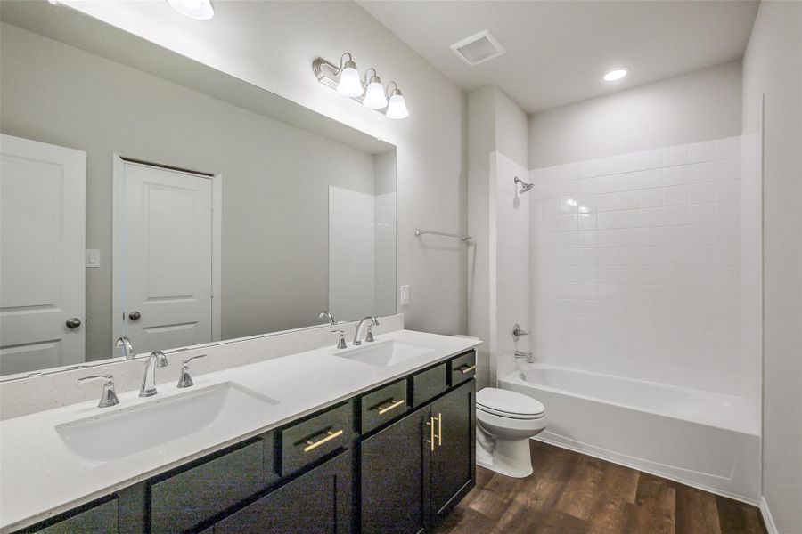 Furnished interior view inside a new home in , Houston (Image 9).