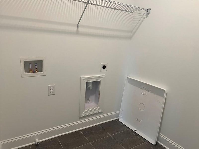 Spacious, unfurnished interior of a new home in , Woodstock (Image 26).