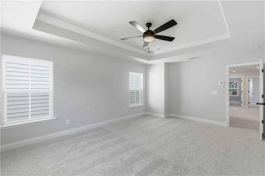 Spacious, unfurnished interior of a new home in Adler Springs, Powder Springs (Image 9).
