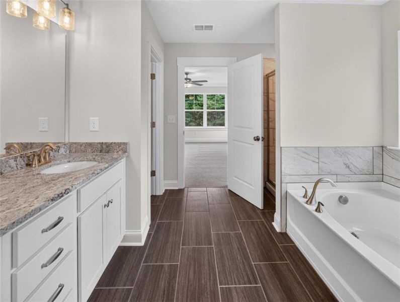 Furnished interior view inside a new home in , Dallas (Image 15).