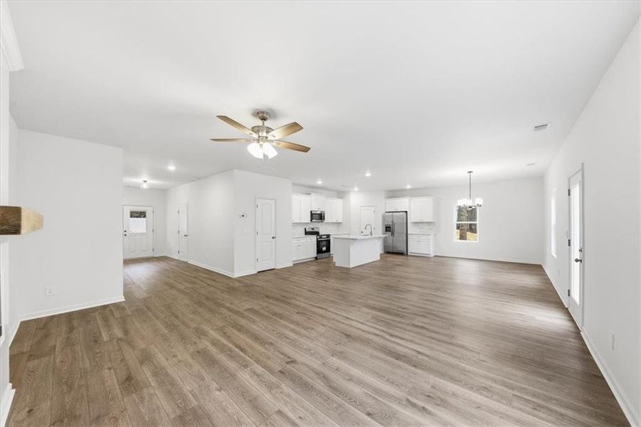 Spacious, unfurnished interior of a new home in , Carrollton (Image 22).