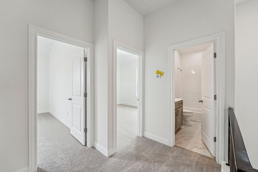 Spacious, unfurnished interior of a new home in Sage Hollow, Kyle (Image 26).