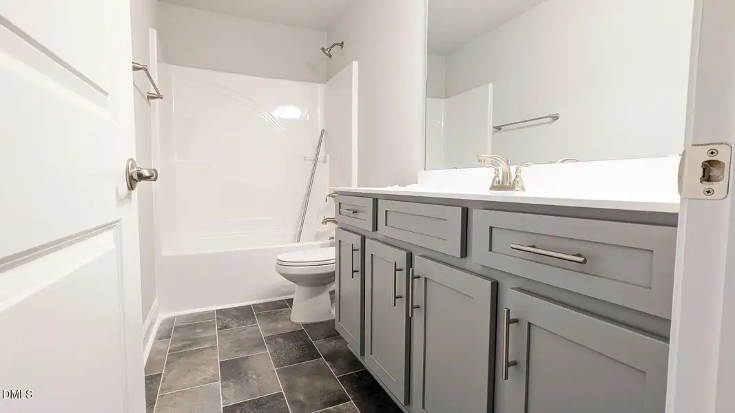 guest bathroom 3 09.05