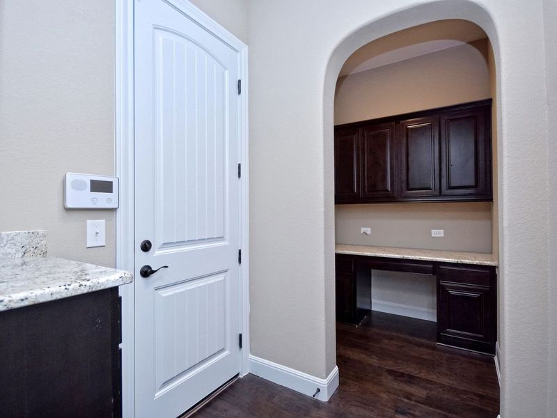 Representative furnished interior of a home built from the Madera II by Giddens Homes in Scofield Farms Estates, Georgetown (Image 220).