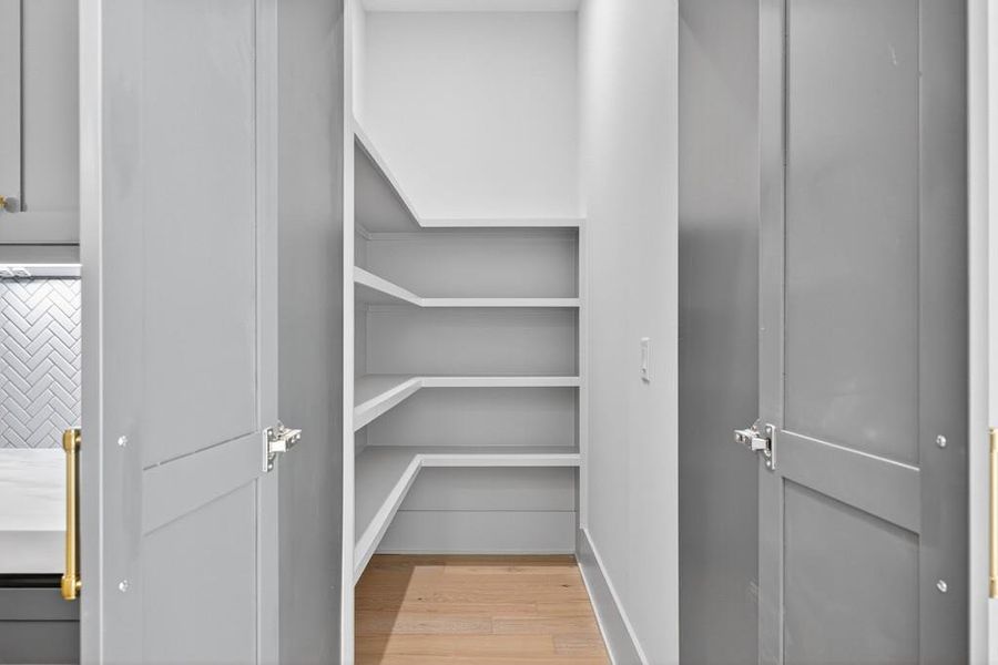 Image 47 of a home in .