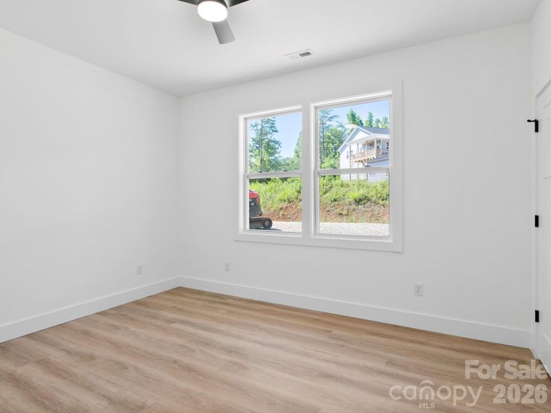 Spacious, unfurnished interior of a new home in , Old Fort (Image 22).