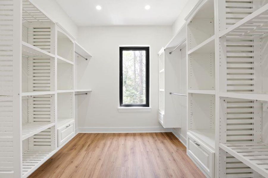 Spacious, unfurnished interior of a new home in , Atlanta (Image 21). Spacious, unfurnished interior of a new home in , Atlanta (Image 21).