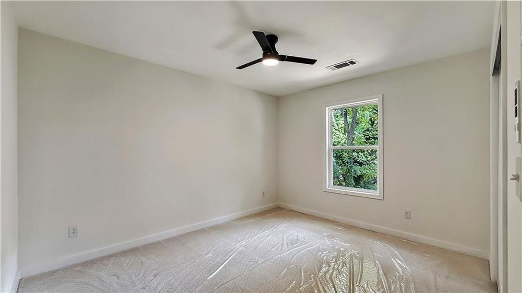Image 29 of a home in .