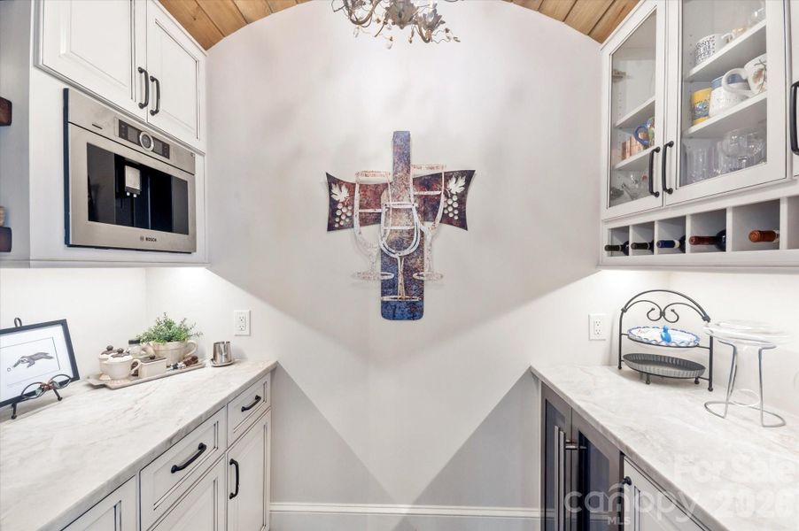 Furnished interior view inside a new home in , Lake Toxaway (Image 24).