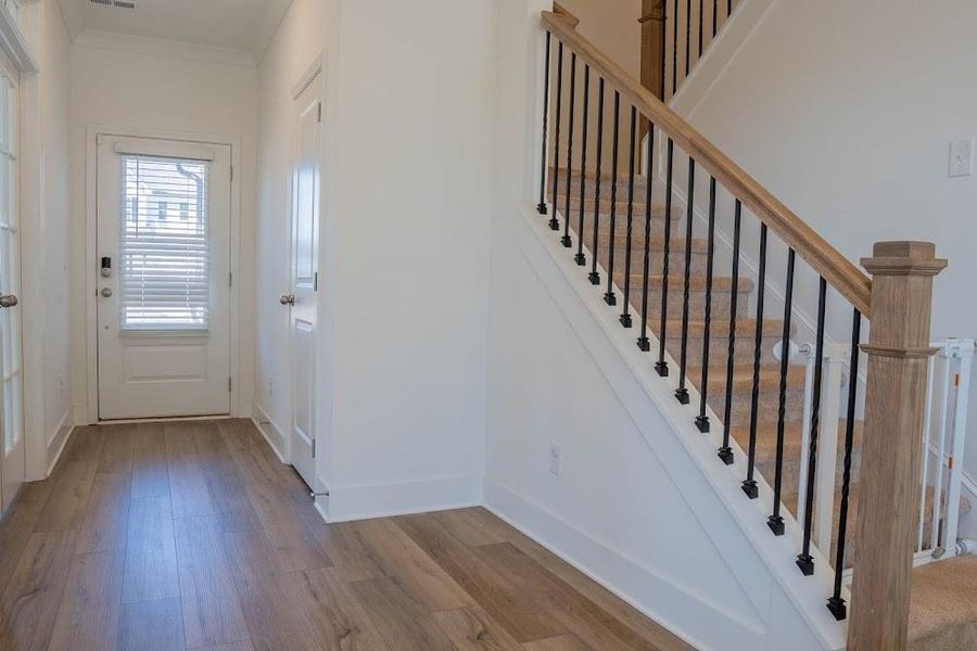 Spacious, unfurnished interior of a new home in Park at Ansleigh Farms, Dallas (Image 43).