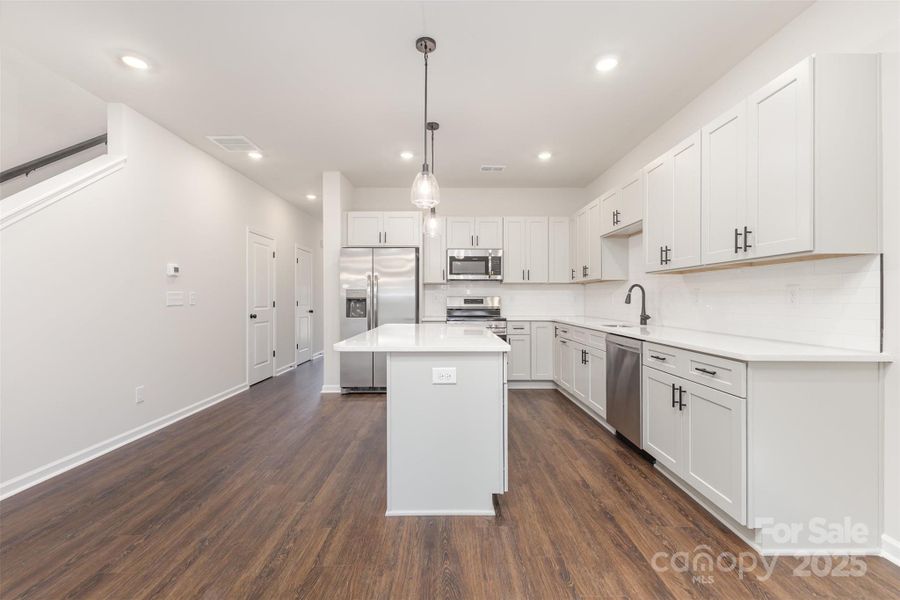 Image 28 of a home in .