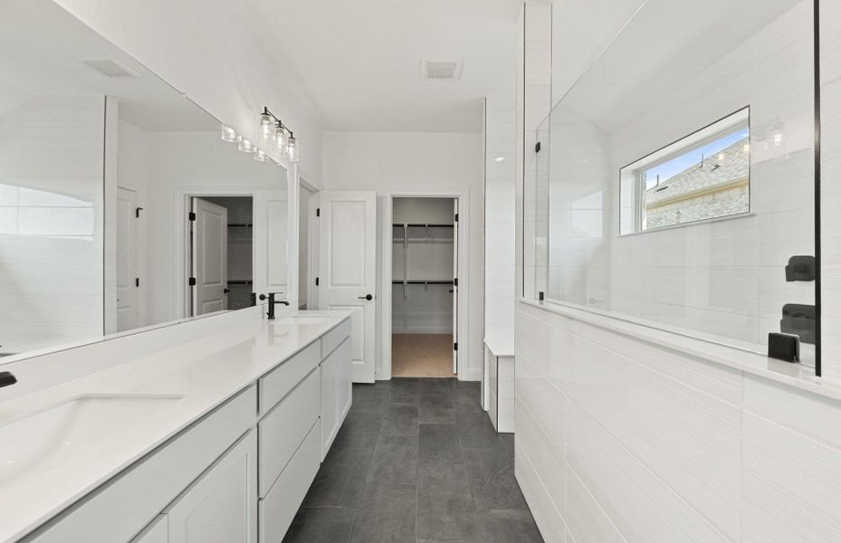 Image 27 of a home in Crescent Bluff. Image 27 of a home in Crescent Bluff.