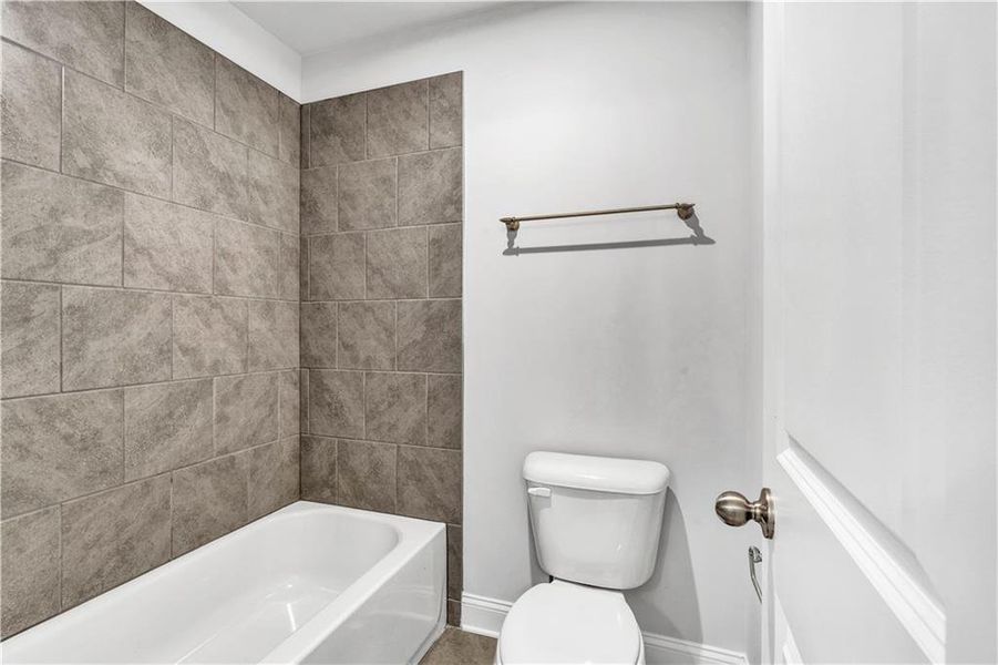 Furnished interior view inside a new home in The Estates at Hurricane Pointe, Douglasville (Image 12). Furnished interior view inside a new home in The Estates at Hurricane Pointe, Douglasville (Image 12).