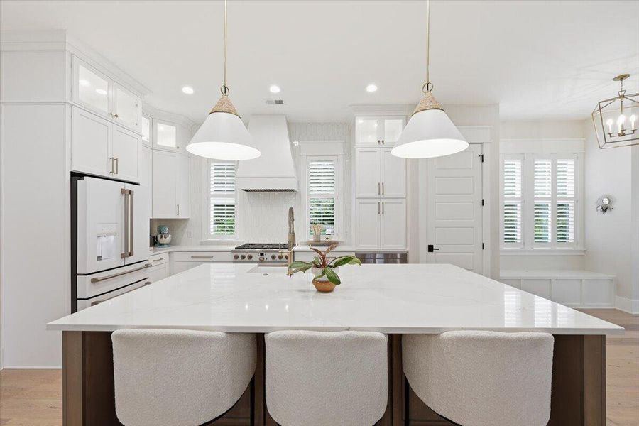 Furnished interior view inside a new home in , Charleston (Image 16).