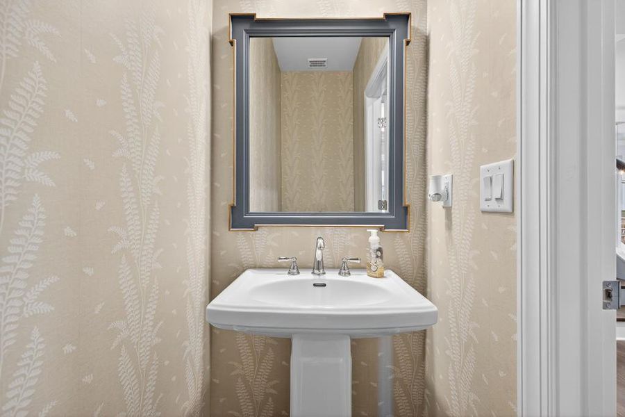 Image 61 of a home in Hemingway.