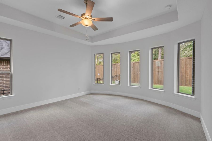 Spacious, unfurnished interior of a new home in Chambers Creek, Willis (Image 25).