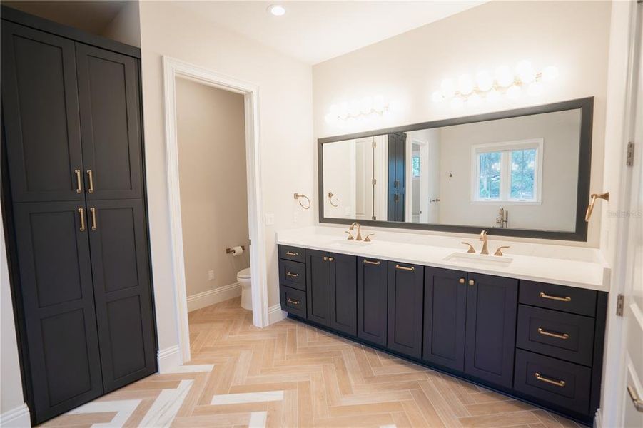 Furnished interior view inside a new home in , Tampa (Image 5).