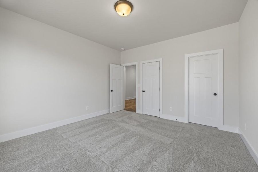 Spacious, unfurnished interior of a new home in , Hartwell (Image 17).