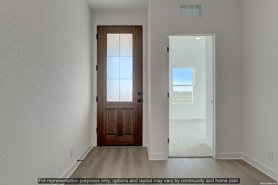 Spacious, unfurnished interior of a new home in Arcadia Ridge, San Antonio (Image 17).