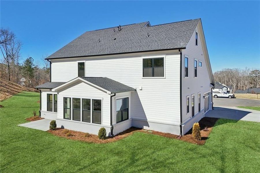 Exterior details and patio area of a home in Sterling Pointe, Cumming (Image 43).