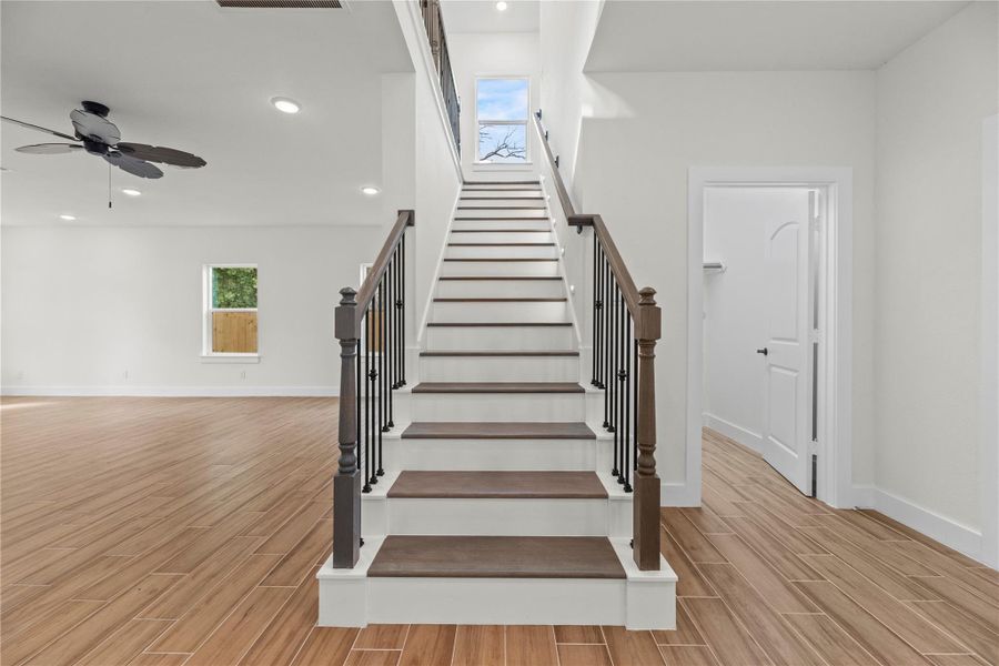 Slightly rustic in appearance, yet extremely elegant, the staircase has straight modern lines with magnificent matching treads. Slightly rustic in appearance, yet extremely elegant, the staircase has straight modern lines with magnificent matching treads.