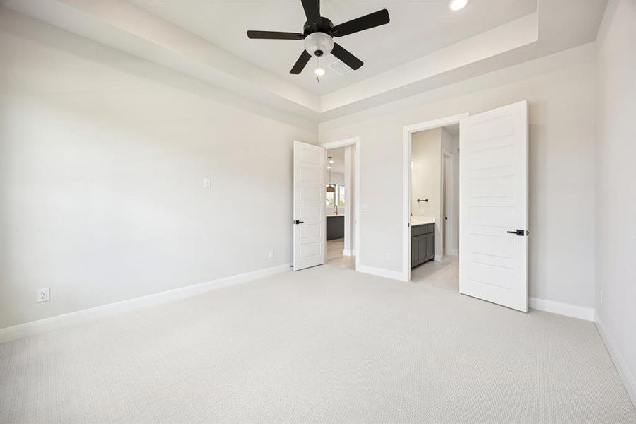 Spacious, unfurnished interior of a new home in Mantua Point Gardens, Van Alstyne (Image 23). Spacious, unfurnished interior of a new home in Mantua Point Gardens, Van Alstyne (Image 23).