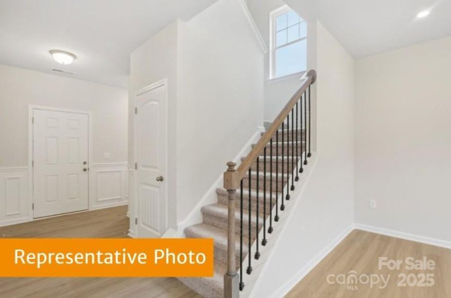 Spacious, unfurnished interior of a new home in Catawba Trace, Catawba (Image 4).