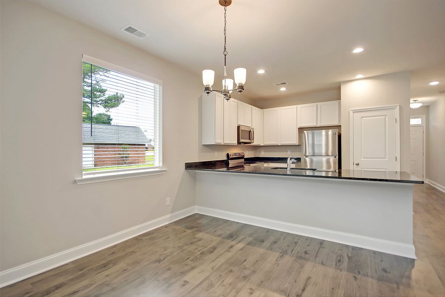Henry Dining Area Henry Dining Area