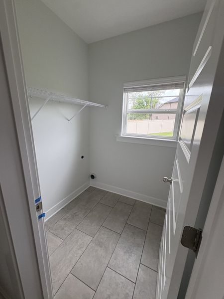 Spacious, unfurnished interior of a new home in Rookers Bend, Smyrna (Image 16).