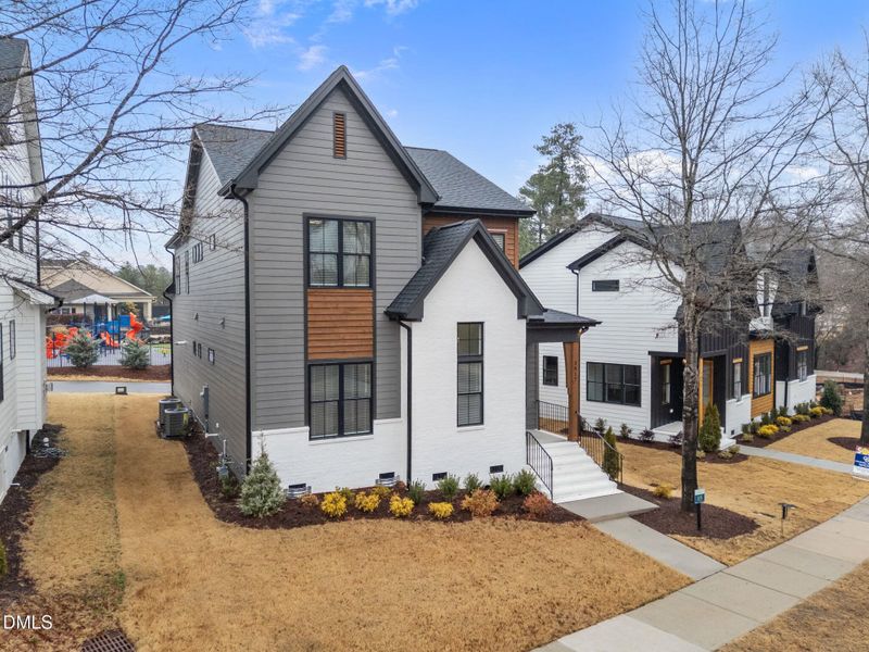 5-web-or-mls-DJI_20250916055121_0609_D 5-web-or-mls-DJI_20250916055121_0609_D