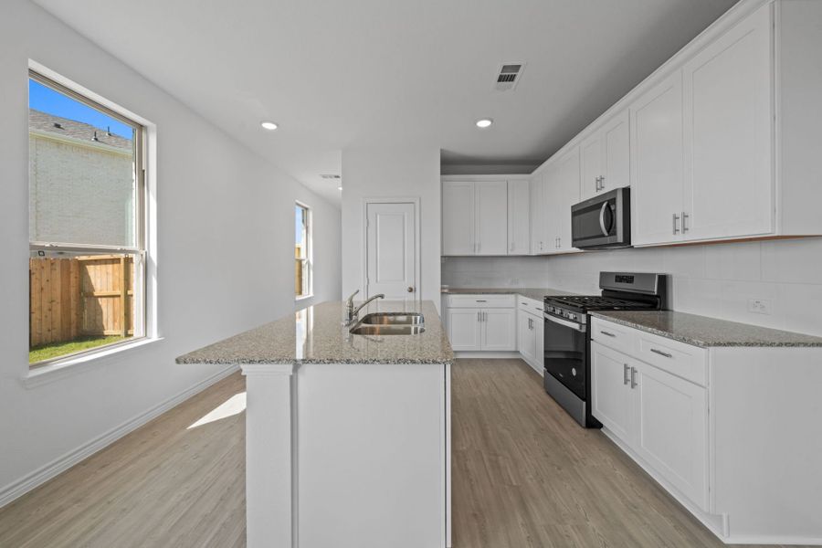 Furnished interior view inside a new home in River Ranch, Dayton (Image 10). Furnished interior view inside a new home in River Ranch, Dayton (Image 10).