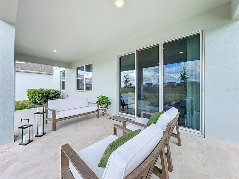 Exterior details and patio area of a home in Summerlake Reserve, Winter Garden (Image 22).