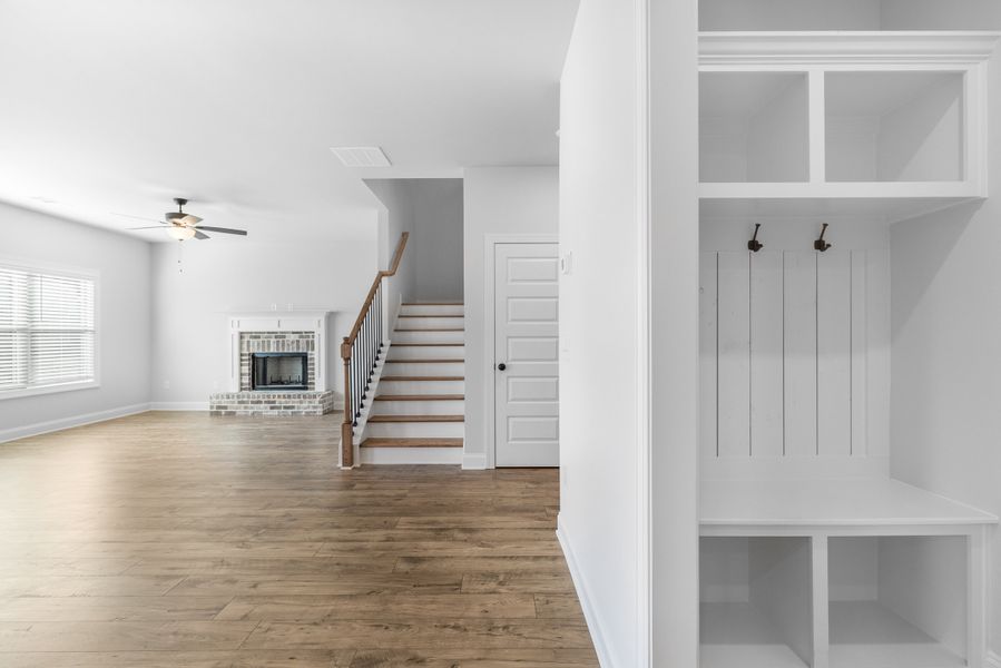 Spacious, unfurnished interior of a new home in Ridge Pointe, Athens (Image 17).