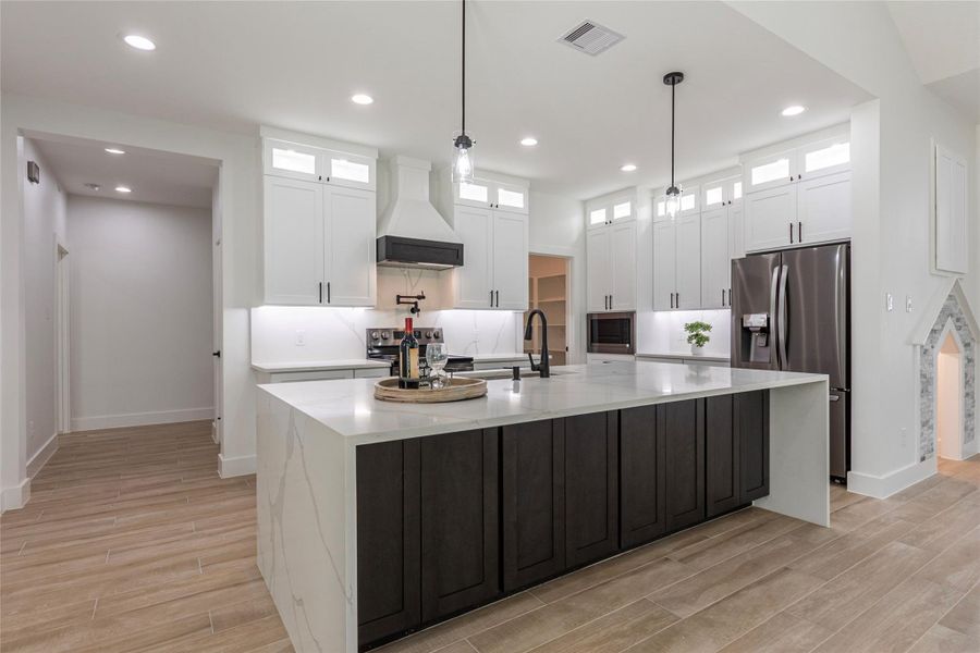 Furnished interior view inside a new home in , Dayton (Image 15).