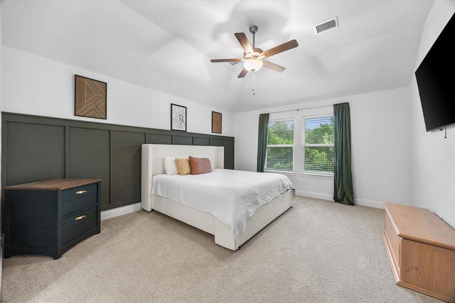 Furnished interior view inside a new home in Gideon Grove, Rockwall (Image 11).