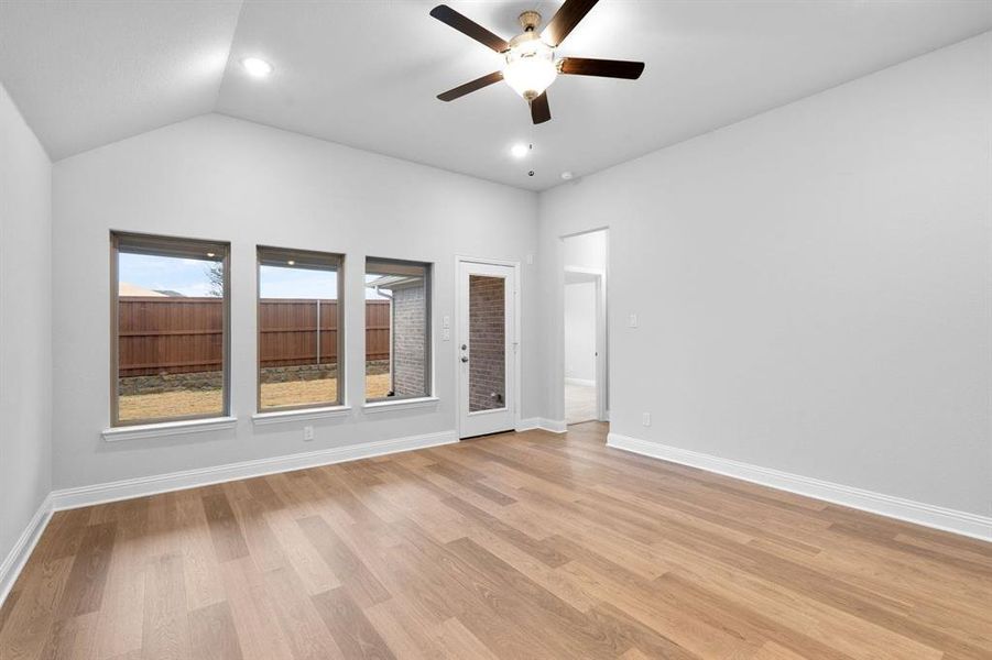 DAl_Heartland_Kimble_3933 Lakefield Dr (14)