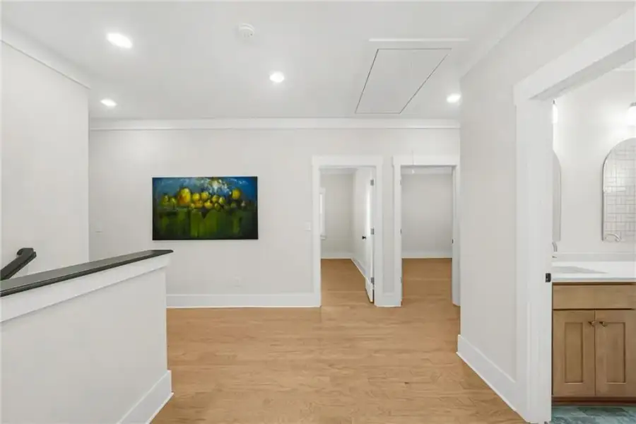 Spacious, unfurnished interior of a new home in , Scottdale (Image 28).