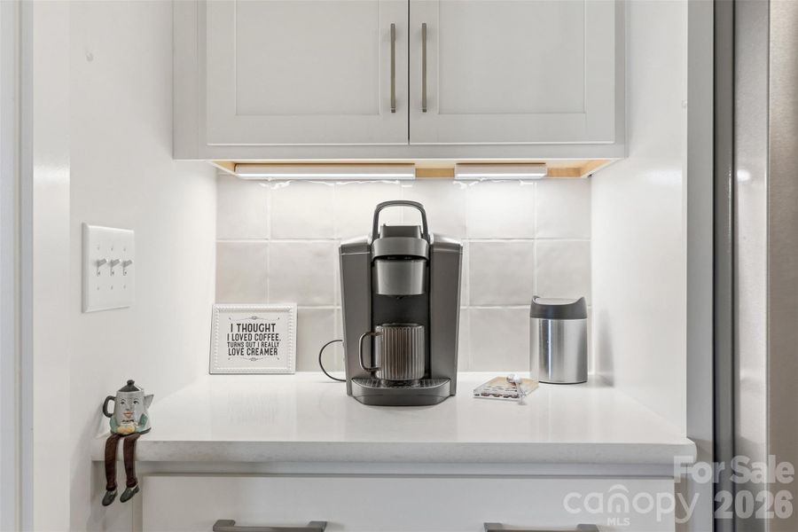 Close-up of interior finishes inside a home in , Sunset Beach (Image 20).
