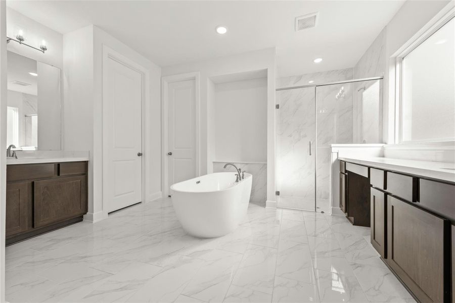 Furnished interior view inside a new home in Kresston - 65', Montgomery (Image 11).