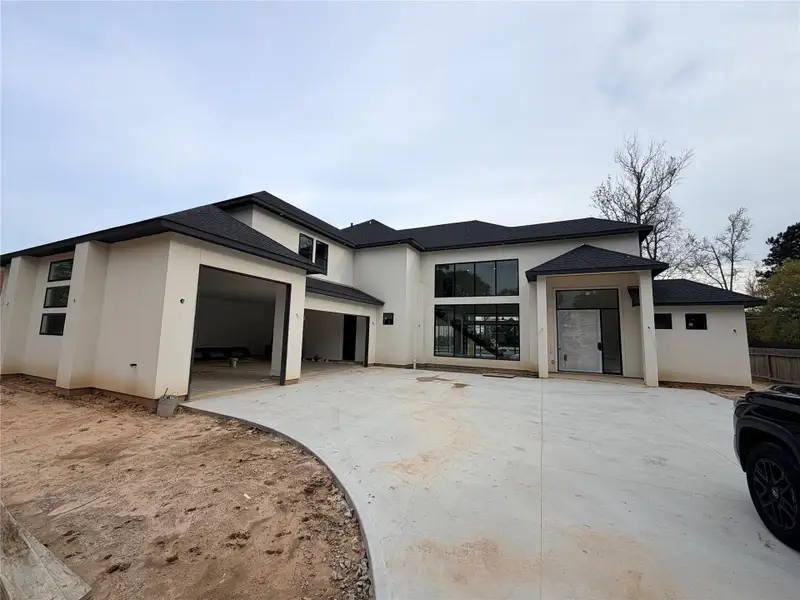 Image 3 of a home in .