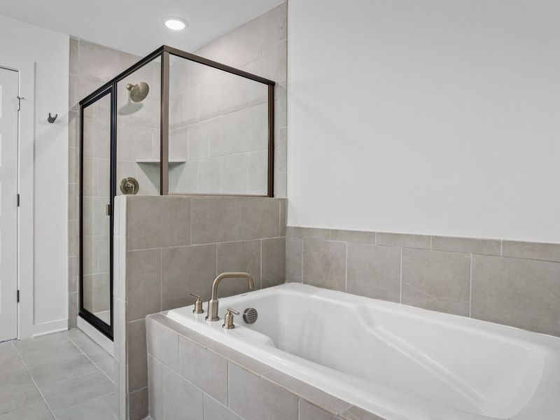 Furnished interior view inside a new home in Calista Farms, White House (Image 10).