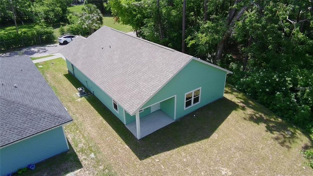 Exterior details and patio area of a home in , Gainesville (Image 3).