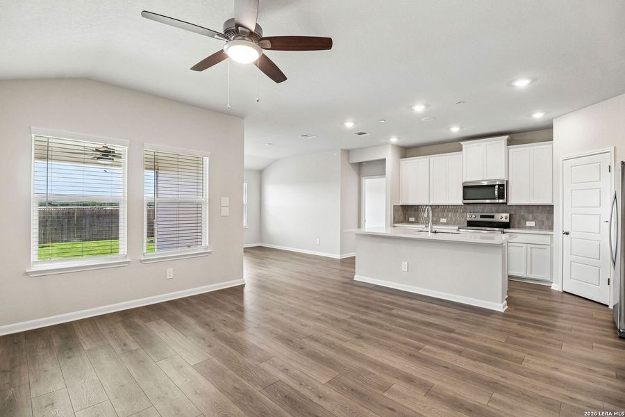 Spacious, unfurnished interior of a new home in Estancia Ranch - Premier Series, San Antonio (Image 32). Spacious, unfurnished interior of a new home in Estancia Ranch - Premier Series, San Antonio (Image 32).