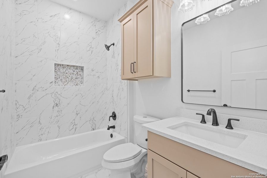 Furnished interior view inside a new home in , Kerrville (Image 5).