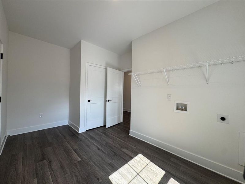 Spacious, unfurnished interior of a new home in Tuscany Hills, Douglasville (Image 23).