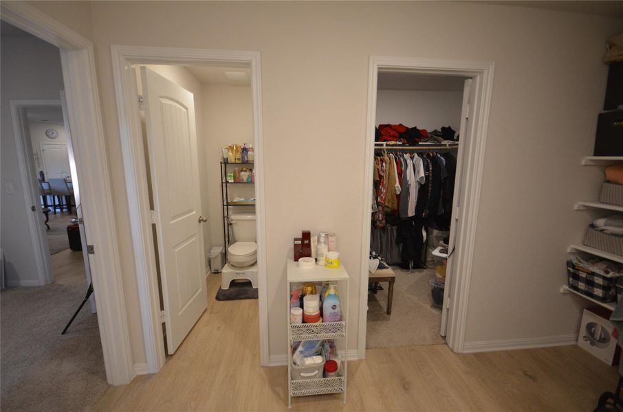 Furnished interior view inside a new home in Bar W Ranch, Leander (Image 28). Furnished interior view inside a new home in Bar W Ranch, Leander (Image 28).