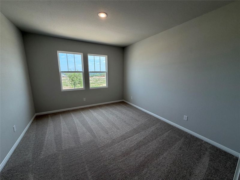Spacious, unfurnished interior of a new home in Lariat, Liberty Hill (Image 17).