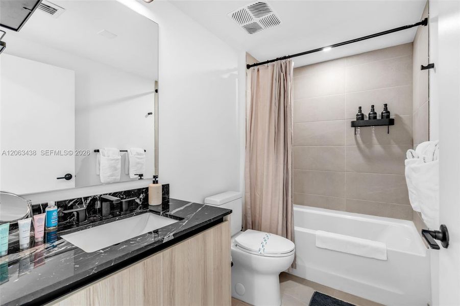 Furnished interior view inside a new home in , Miami (Image 41).